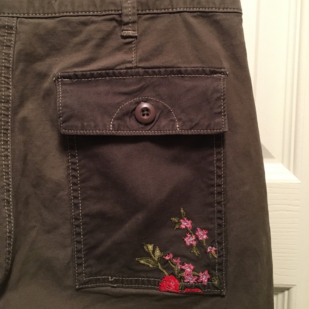 Anthropologie Embroidered Floral Pants - Picture 8 of 11